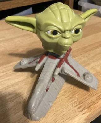 2008 Yoda Bobble Head Toy McDonald's Star Wars 3" x 4" - Image 1 of 3