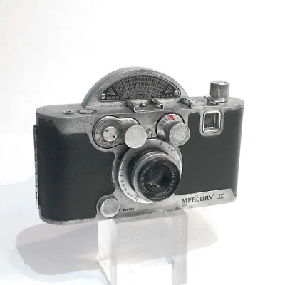 Universal Mercury II Modell CX mit Universal Tricor 35mm. f2,7 - Bild 1 von 4