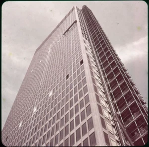 LC27-03 NEW YORK CITY HIGHRISE BUILDINGS (4) Original 2.25" Film Transparencies - Picture 1 of 4