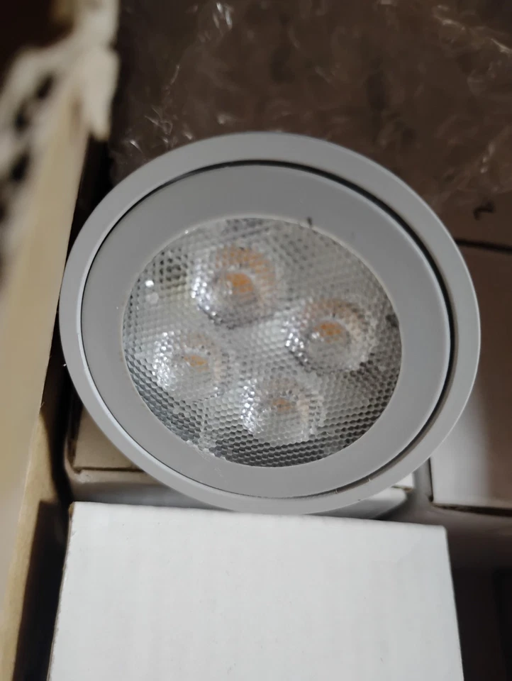 LED MR16 35 M2 36D 827 BULBS. BOX OF 10. NEW - Image 1 of 4