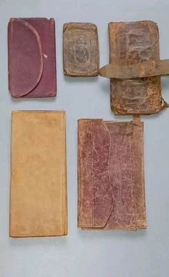 CARTERAS DE CUERO SIGLO XIX, Grupo (5) Foto 1 de 3