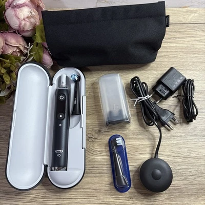 Oral-B iO Series 9 Electric Toothbrush - Special Edition - Travel case -  Black - Image 1 of 4