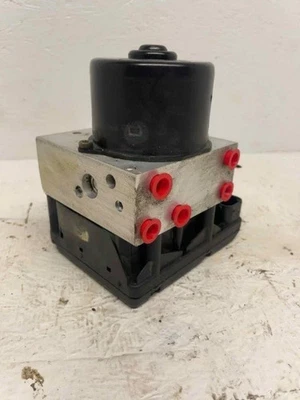 2001-2003 Toyota Tundra ABS Anti-Lock Brake Pump Assembly OEM - Image 1 of 4