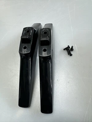 2ESA04229 Magnavox/Philips Stand Legs for 50MV336X/F7, 40PFL4901/F7B - Image 1 of 3