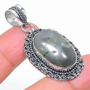 Labradorite Gemstone Handmade 925 Sterling Silver Jewelry Pendant Sz 1.8" - Picture 1 of 1