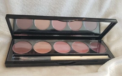 BOBBI BROWN Paleta de Retoque Facial Corrector Base Transparente Foto 1 de 4