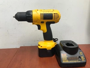 Dewalt DC727 12V 3/8" VSR Drill/Driver - Picture 1 of 4
