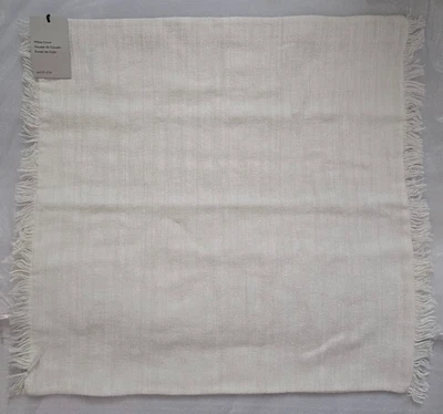 Funda de almohada West Elm con flecos texturizados 24" x 24" blanca Foto 1 de 2