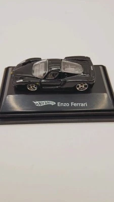2'' Hot Wheels Enzo Ferrari in Black with 5 Spoke Rims with Case Cover. - Image 1 of 4