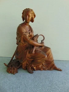 ANTIGUO RELOJ ANTIGUO DE ESTANTE DE MANTO FIGURA SUPERIOR ESTATUA SPELTER MUJER HOZ AZADA - Imagen 1 de 12