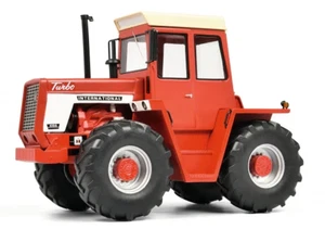 SCHUCO 450910900 International Tractor 4166 Red 1:32 scale - Picture 1 of 2