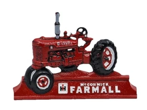 McCormick Farmall trattore fermaporta in ghisa - Foto 1 di 1