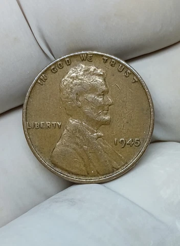 1945 No Mint Mark Wheat Penny Circulated  1c US Coin RARE WITH "L" ON EDGE Cover