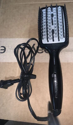 Infiniti PRO Diamond Brilliance Shine System Hot Paddle Brush - Image 1 of 4