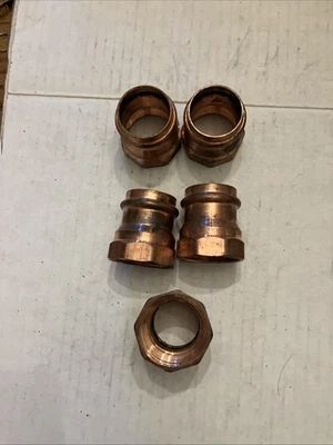 Лот из 5. Медный резьбовой адаптер Mueller Streamline 1 1/4 FeMale NPT - Изображение 1 из 4