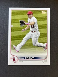 2022 TOPPS SERIES 1 MIKE TROUT #27 BASEBALL CARD LOS ANGELES ANGELS MLB  - Picture 1 of 2