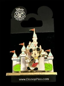 Disney - Sleeping Beauty Castle - Mickey Mouse - 3D Diorama Disneyland Pin - Picture 1 of 7