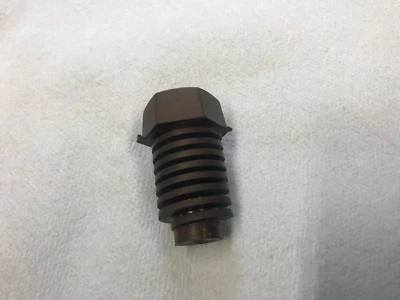 Parachoques capó Chevrolet Camaro / Pontiac Firebird / Pontiac Fiero Foto 1 de 3