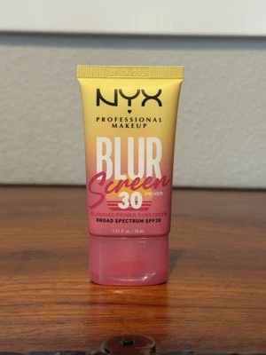 NYX Professional Makeup Blur Screen SFP 30 Blurring Makeup Primer 30ml NEW  - Image 1 of 2