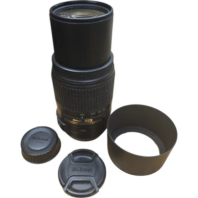 (Fugus on Front Lens) Nikon AF-S Nikkor DX VR ED HRi 55-300mm f4.5-5.6G - image 1 of 4
