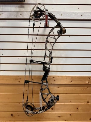 Новый лук 2025 PSE Decree EC2 RH Kryptek Skyfall 70 фунтов под правую руку - Изображение 1 из 3