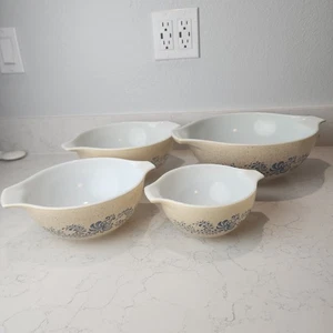 Vtg Pyrex Homestead Cinderella Nesting Mixing Bowl 4ct Pyrex 444 443 442 & 441 - Picture 1 of 17