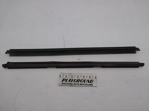 JEEP CHEROKEE XJ COUNTRY Par de Pasajero Trasero Derecho Beltline Puerta Barrido 97-01 - Imagen 1 de 8
