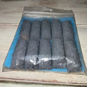 Modelleisenbahn Waggonladung (10 gehäufte Aggregatladungen) 40 x 15 mm, gleisseitig - Bild 1 von 3