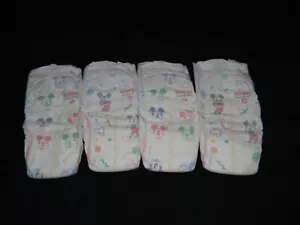 4 Huggies snug-dry Disposable Diapers Size 8 over 46 Lb + Lbs. - Picture 1 of 4