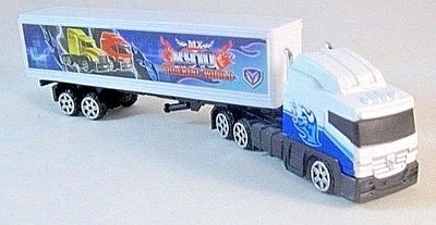 TRANSPORT TRUCK,WHITE MOTORMAX DIECAST CAR/TRUCK COLLECTOR'S MODEL,NEW - Image 1 of 4