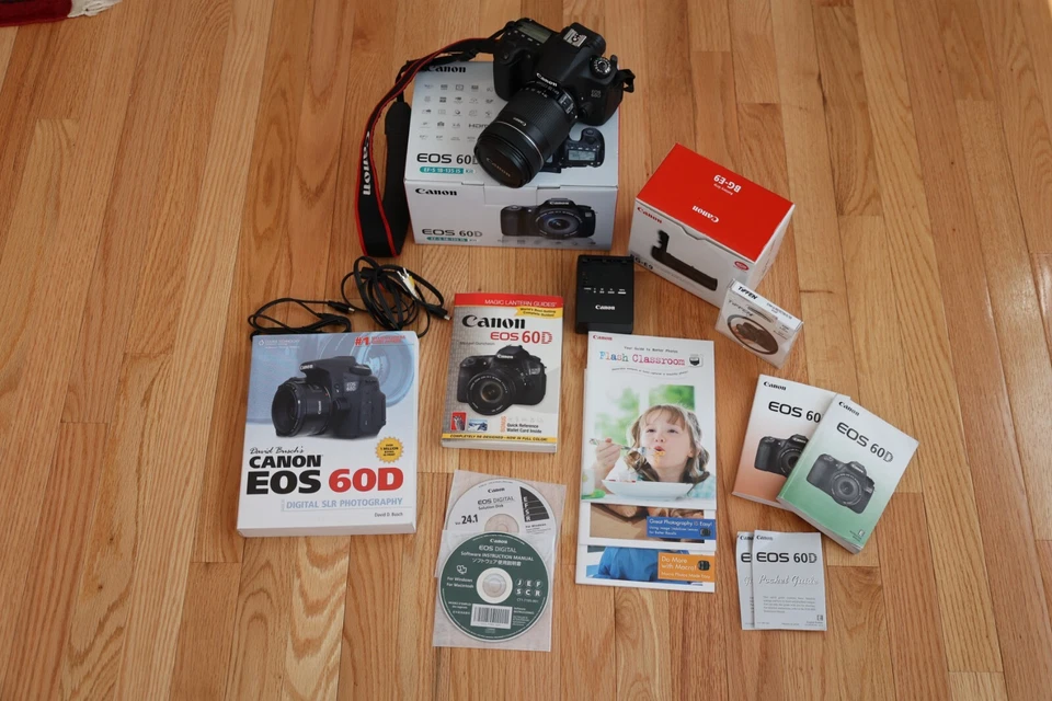 Canon EOS 60D EF-S18-135mm f/3.5-5.6 IS USM Lens Kit Complete +BG-E9 grip + More - Image 1 of 4