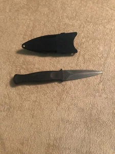Rare GERBER 3 1/4" Spear Point Fixed Blade Tactical Boot Knife w/Clip-On Sheath - Picture 1 of 15