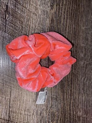 Disfraz de Halloween Claire’s de terciopelo rosa neón años 80’s Foto 1 de 3