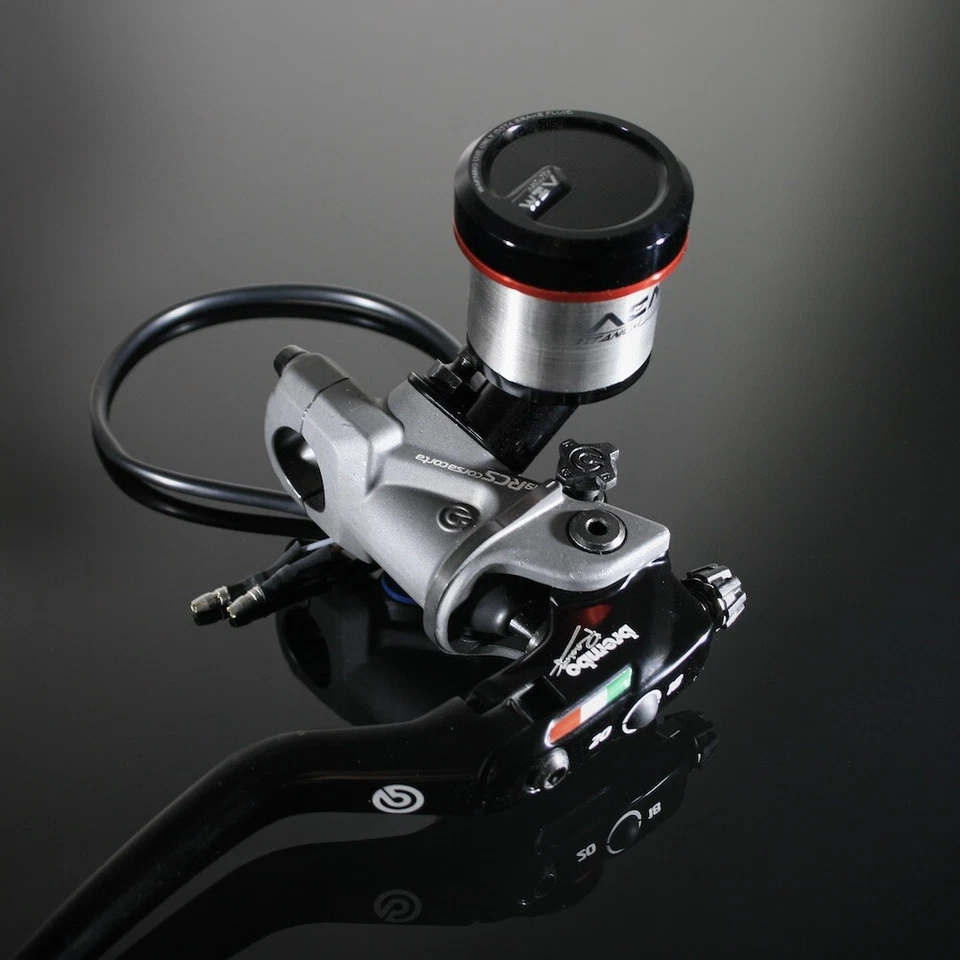 Tanque de depósito de frenos integrado AEM Factory Brembo Racing/RCS Corsa Corta - Imagen 1 de 1