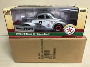 TEXACO 2020 Truck Series #37 / 1940 Ford Coupe Racer/ 1:24 scale Special edition - Picture 1 of 3