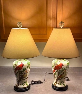 LAMP ~ 2 CARDINAL ~ GINGER JAR SHAPE ~ TABLE LAMPS ~ VGC GR84 CHRISTMAS WORKS VG - Picture 1 of 8