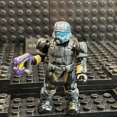 HALO MEGA BLOKS SILVER ODST PILOT CON MINI FIGURA M6D 96940 UNSC HALCÓN Foto 1 de 4