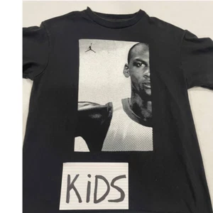 Michael Jordan Kids Signature Air Retro Vintage Nike 90s Black T-shirt Deadstock - Picture 1 of 3