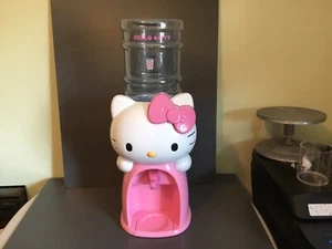 Dispensador de bebidas de agua blanca rosa Hello Kitty vintage 64 onzas medio galón ~~ Difícil de encontrar - Imagen 1 de 11