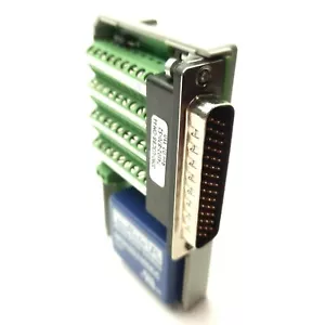 Allen Bradley 2090-U3CBB-DM44 Ultra Servomotor Drive I/O Breakout Board/Modul - Bild 1 von 5