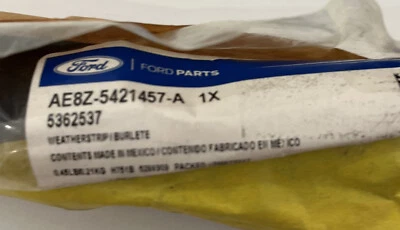 Cinto de janela dianteiro esquerdo faixa meteorológica para Ford Fiesta 11-19 Ford AE8Z5421457A - Imagem 1 de 2