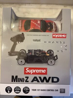 Supreme x Kyosho Mini-Z Nissan Skyline R33 Nismo AWD RC Car FW22 Sealed - NEW - Image 1 of 4