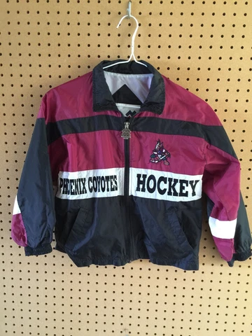 Vintage Throwback Phoenix Coyotes Light Jacket Youth Size 8 Cover