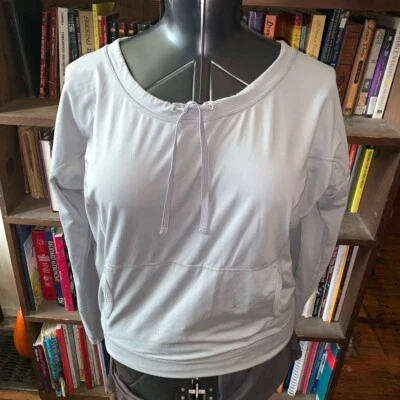 Jersey Lucy Athleisure gris cuello redondo manga larga Foto 1 de 3