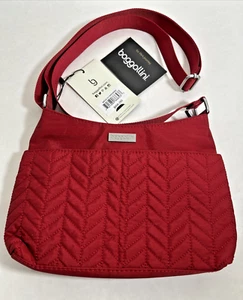 NWT Baggalini Nylon Crossbody Red Handbag Purse Adjustable Strap Retail $68 - Picture 1 of 16