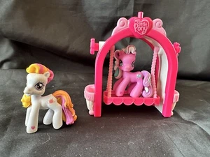 My Little Pony Ponyville Swing Along w Sunny Daze 2006 Sweetberry Set - Picture 1 of 7