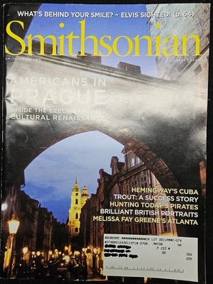 Smithsonian Magazine August 2007 - Americans in Prague, Hemingway's Cuba,Atlanta Foto 1 de 4