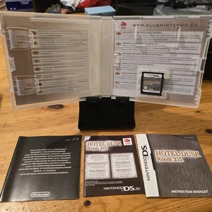 Hotel Dusk Room 215 Nintendo DS Game. Free Delivery - Picture 1 of 5
