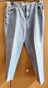 Bill Blass Tapered Legged ~5 Pocket~  High Rise Jeans~ Women Plus Size 20 - Picture 1 of 8