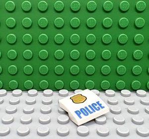 LEGO 1 Blanco Curvo Pendiente 2x2 Impreso Policía con Insignia NUEVO - Imagen 1 de 2
